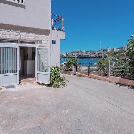 Apartments Ema 希贝尼克 外观 照片