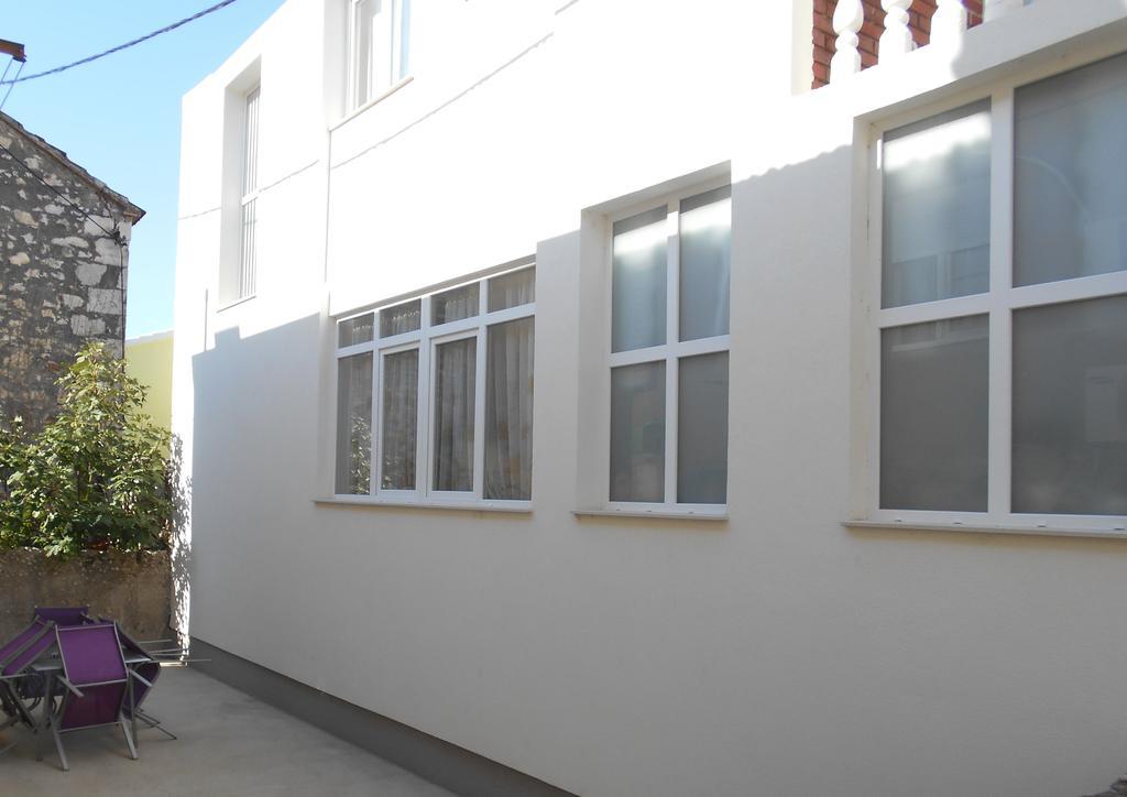 Apartments Ema 希贝尼克 外观 照片